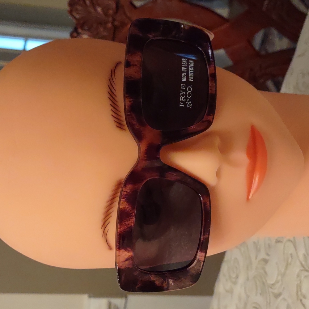 Frye & Co. Style DG901 Sunglasses